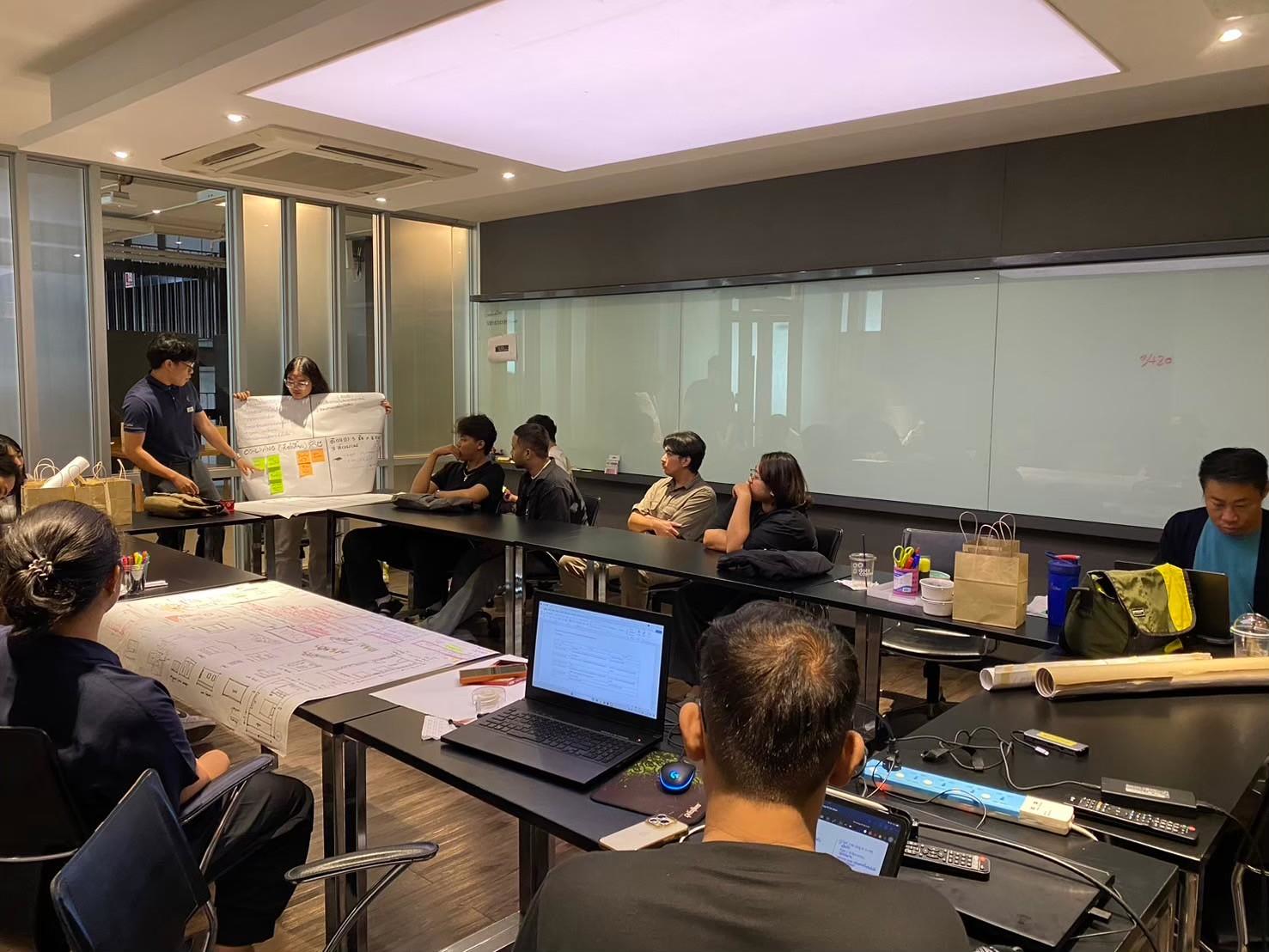 LINE_ALBUM_Co-creation Workshop_251018_3