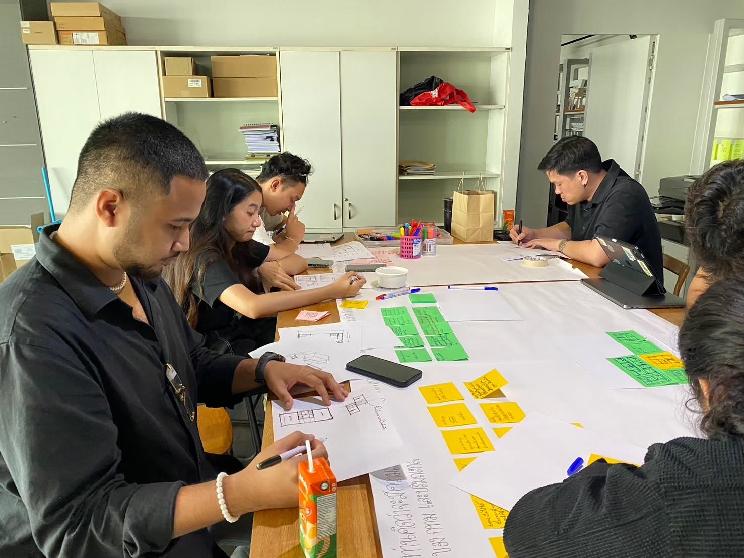 LINE_ALBUM_Co-creation Workshop_251018_5